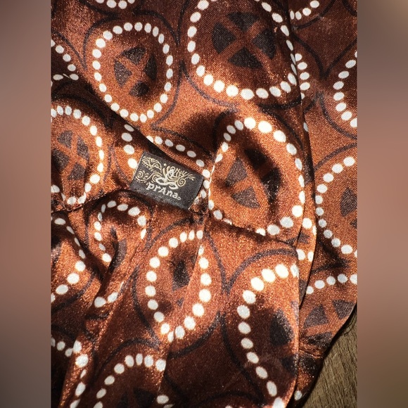 Prana satin brown patterned adjustable yoga mat carrier-fully lined-like new - Picture 3 of 11